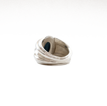 Cargar imagen en el visor de la galería, Anillo Intaglio2 Ojo de Halcón plata 950
