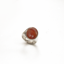 Cargar imagen en el visor de la galería, Anillo Sello Cornalina, plata 950