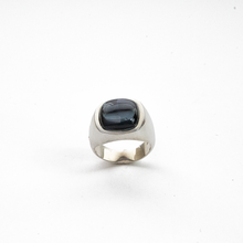 Cargar imagen en el visor de la galería, Anillo Signet Hematita plata 950