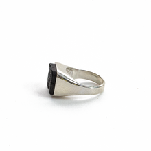Cargar imagen en el visor de la galería, Anillo Signet Pirita en Pizarra, plata 950