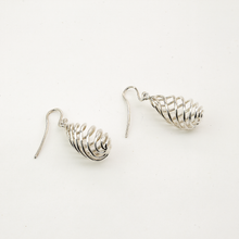 Cargar imagen en el visor de la galería, Arete Espiral plata 950