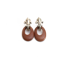 Cargar imagen en el visor de la galería, Arete Flor de Lis Aventurina Café, plata 950