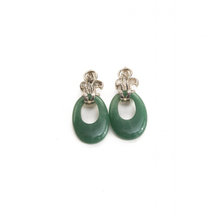 Cargar imagen en el visor de la galería, Arete Flor de Lis Cuarzo Verde, plata 950