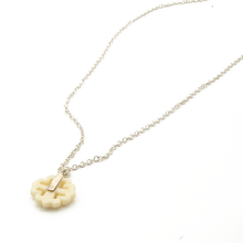 Cargar imagen en el visor de la galería, Cadena Dije Cruz Calatrava plata 950