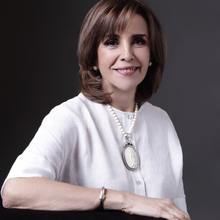 Cargar imagen en el visor de la galería, Dije Virgen Guadalupe Hueso grande. plata 950