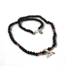 Cargar imagen en el visor de la galería, Collar Cola de Ballena Volcanica plata 950