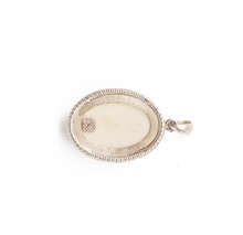 Cargar imagen en el visor de la galería, Dije Virgen Candelaria Hueso, plata 950