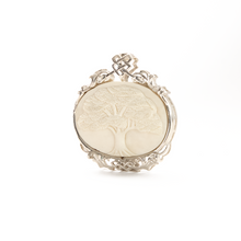 Cargar imagen en el visor de la galería, Dije Hueso Árbol Saman plata 950
