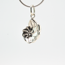 Cargar imagen en el visor de la galería, Dije Rehilete Curvo plata 950