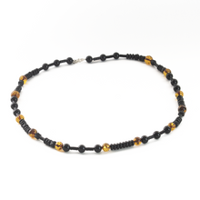 Cargar imagen en el visor de la galería, Collar Ámbar Medio con Ónix