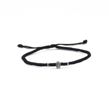 Cargar imagen en el visor de la galería, Pulsera Cráneo Mini Tejida Negro Plata 950