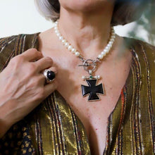 Cargar imagen en el visor de la galería, Collar Perla Broche SS, plata 950