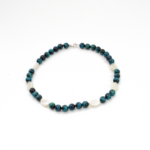 Cargar imagen en el visor de la galería, Collar Ojo de Tigre Azul, plata 950
