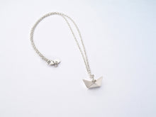Cargar imagen en el visor de la galería, Collar barquito cadena plata 950 - Joyeria Cristina Fernandez