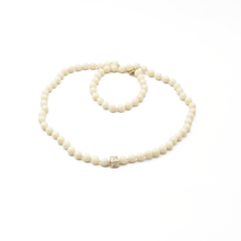 Cargar imagen en el visor de la galería, Collar Hueso Logo broche plata 950