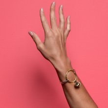 Cargar imagen en el visor de la galería, Dije Castañuela plata 950