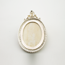 Cargar imagen en el visor de la galería, Dije Hueso Camafeo San Judas Tadeo plata 950