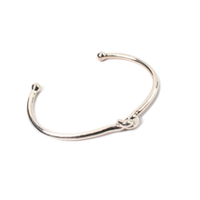 Cargar imagen en el visor de la galería, Brazalete Nudo plata 950