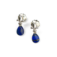 Cargar imagen en el visor de la galería, Arete Flor de Lis Lapislàzuli plata 950