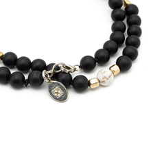 Cargar imagen en el visor de la galería, Collar Ónix Howlite plata 950