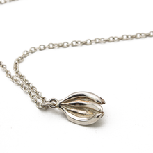 Cargar imagen en el visor de la galería, Cadena Dije Plátano plata 950