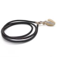 Cargar imagen en el visor de la galería, Collar Hueso Semilla Cacao plata 950