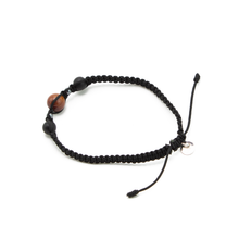 Cargar imagen en el visor de la galería, Pulsera Tejida Negra Jasper Rojo Ónix Negro