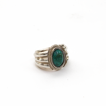 Cargar imagen en el visor de la galería, Anillo Intaglio Verde Peruano, plata 950
