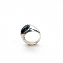 Cargar imagen en el visor de la galería, Anillo Signet Hematita plata 950
