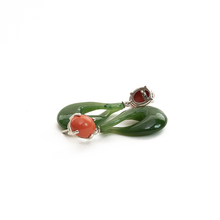 Cargar imagen en el visor de la galería, Arete Coral Jade, plata 950

