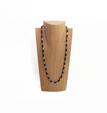 Cargar imagen en el visor de la galería, Collar Hematita Cuadrada y Ónix, plata 950
