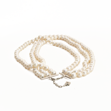 Cargar imagen en el visor de la galería, Collar 3 Hilos Perla Blanca, plata 950

