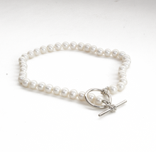 Cargar imagen en el visor de la galería, Collar Perla Broche SS, plata 950
