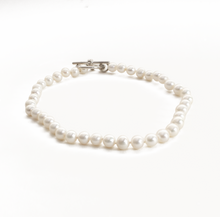 Cargar imagen en el visor de la galería, Collar Perla Broche SS, plata 950
