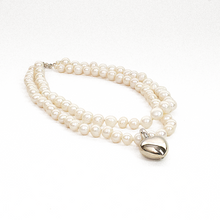Cargar imagen en el visor de la galería, Collar 2 Hilos Perlas Corazón, plata 950
