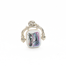 Cargar imagen en el visor de la galería, Dije Caballo y Herradura plata 950

