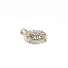 Cargar imagen en el visor de la galería, Dije Destello de Sol, plata 950
