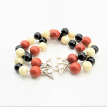 Cargar imagen en el visor de la galería, Pulsera Broche Logo plata 950
