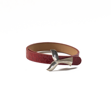 Cargar imagen en el visor de la galería, Pulsera Cola de Ballena Cinturon Rojo  plata950
