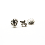 Arete Flor de Lis pequeño plata 950